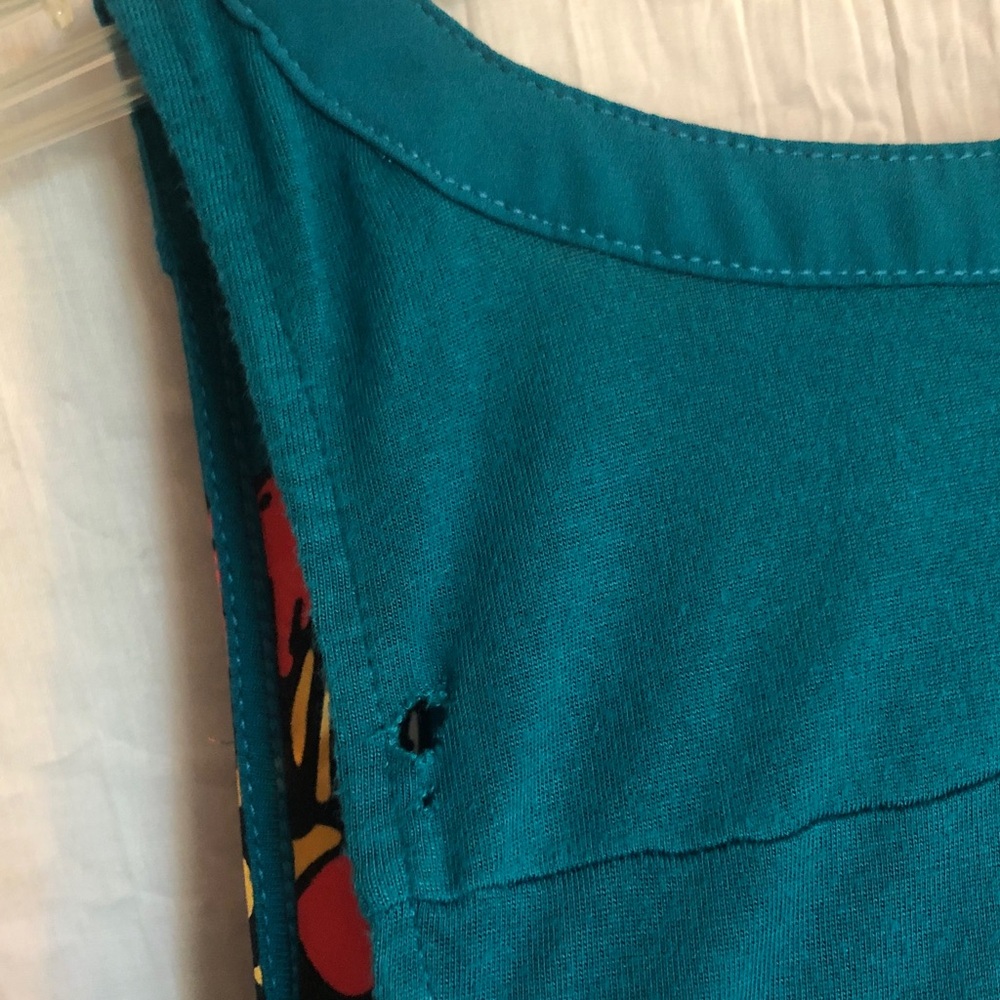 AMERICAN EAGLE lot of 2 denim shorts & Express size XS colorful tank top - Picture 3 of 15